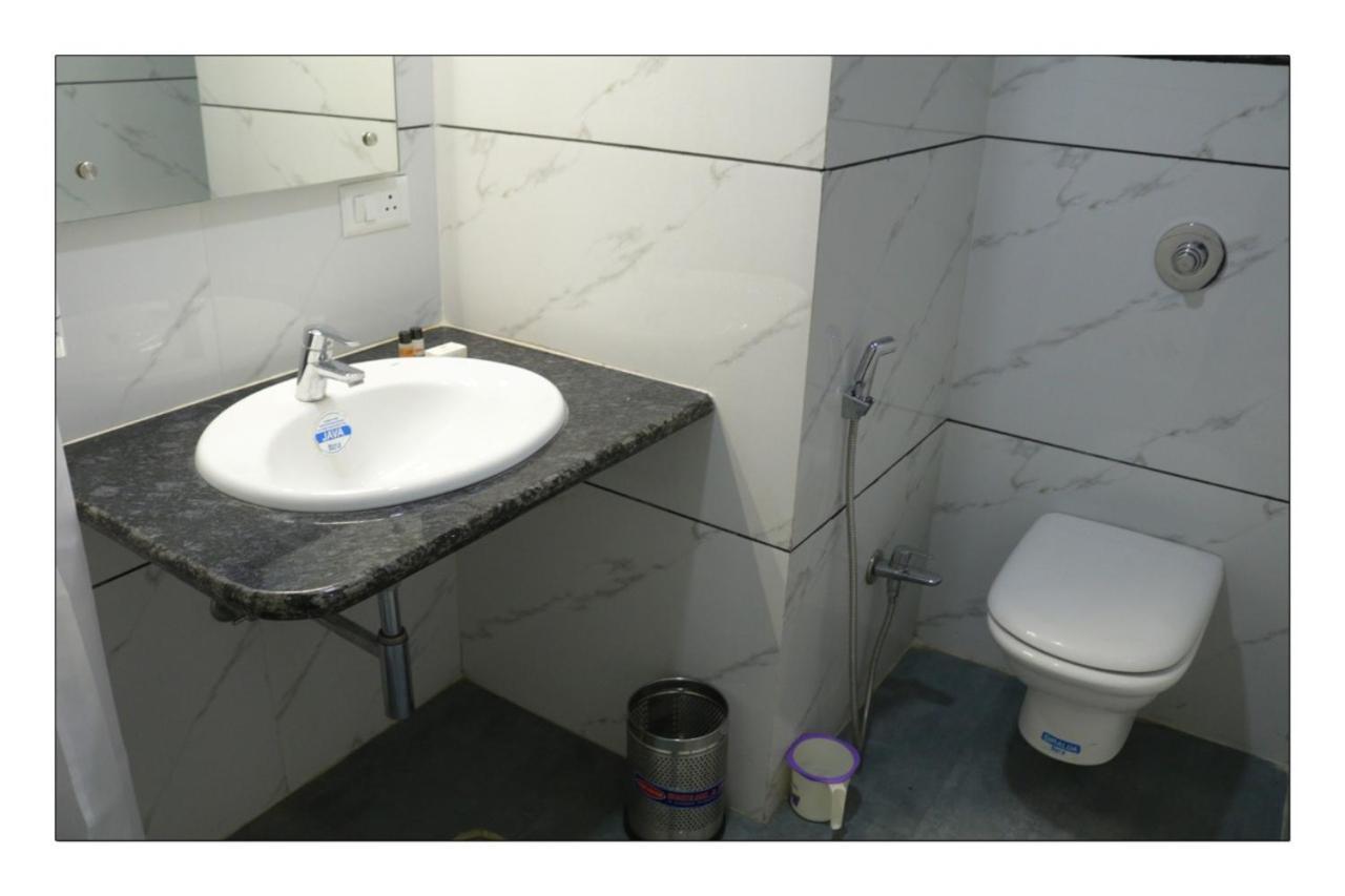 Hotel Grand Surya Kodarma Luaran gambar