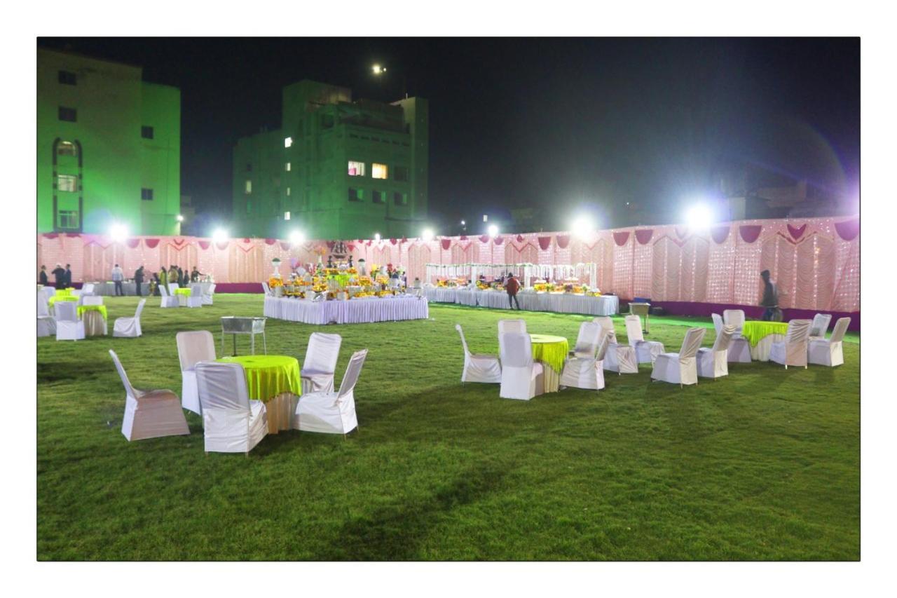 Hotel Grand Surya Kodarma Luaran gambar