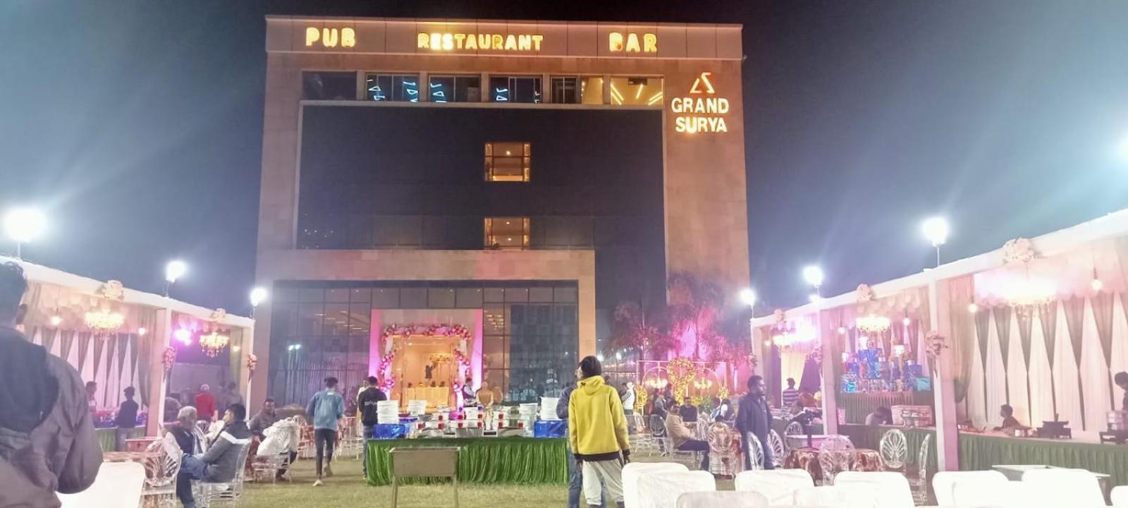 Hotel Grand Surya Kodarma Luaran gambar